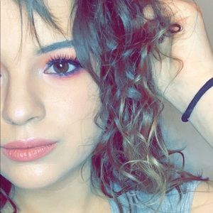 Meet your Posher, Paige